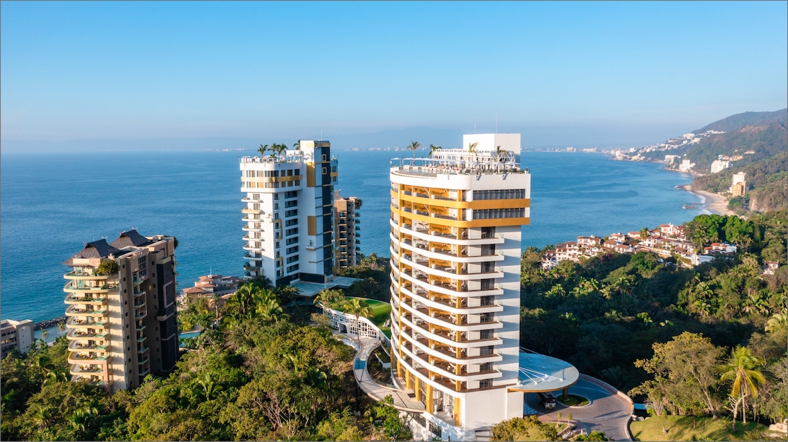 Saying 'I Do' in Paradise: Your Unforgettable Wedding at Hotel Mousai | The House of Wedding Puerto Vallarta